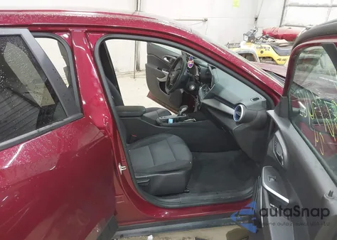 2024 Chevrolet Trax Fwd Sp z USA, uszkodzony, nr VIN KL77LFE2XRC217678